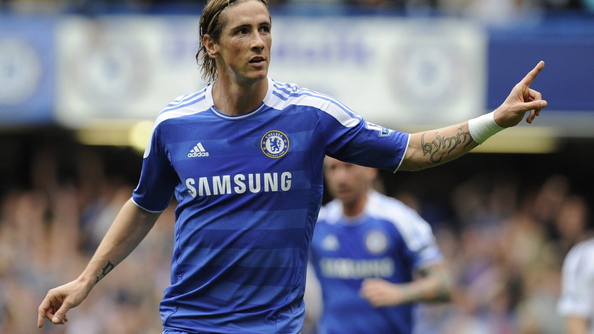 爱体育官网|短跑新星闪耀全国田径锦标赛,破纪录夺冠引热议